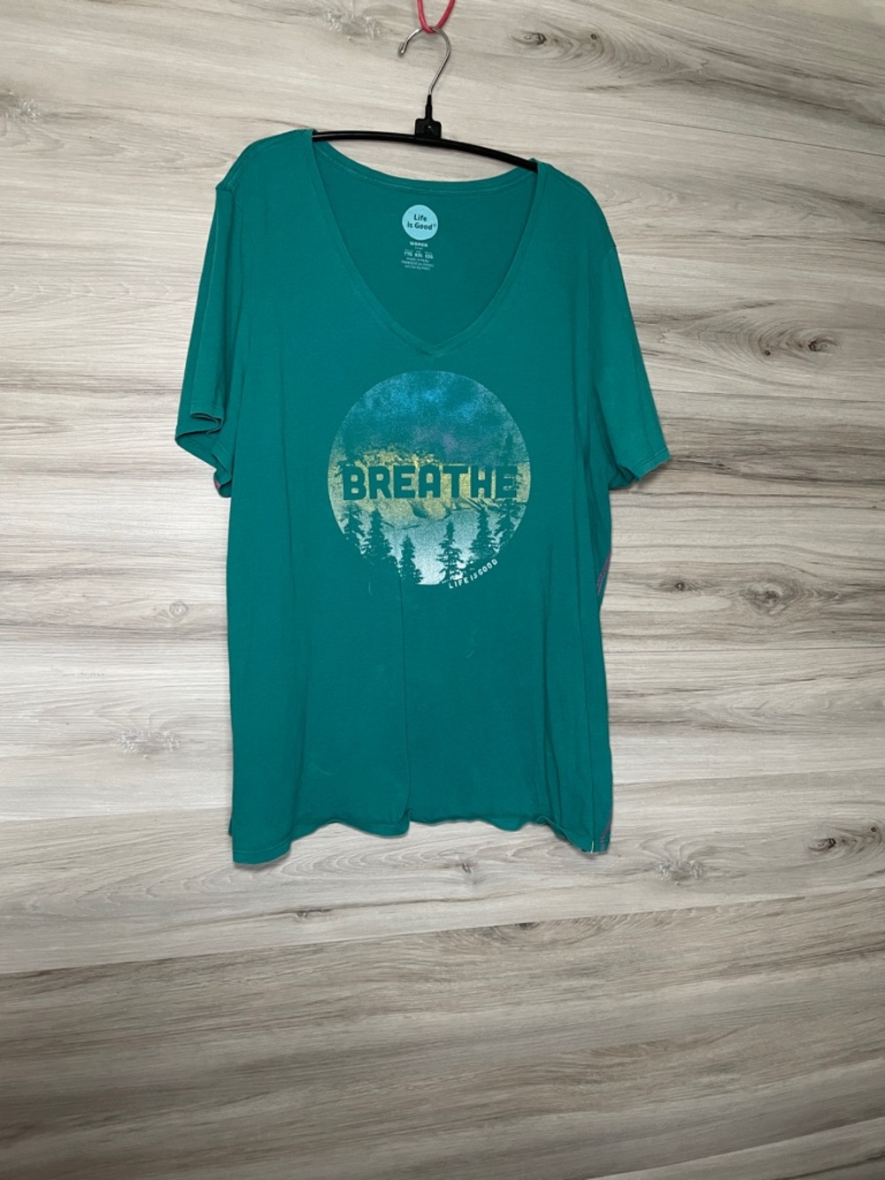 EUC- Vintage Women's Life is Good SS V Neck Graphic Tee